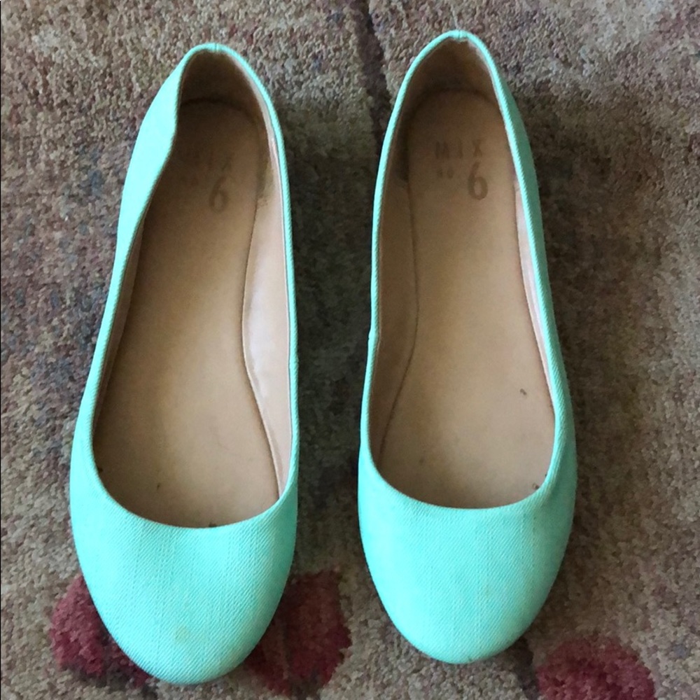 Mix No. 6 flats